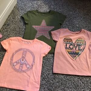 girls t-shirt bundle of 3 size XS/4